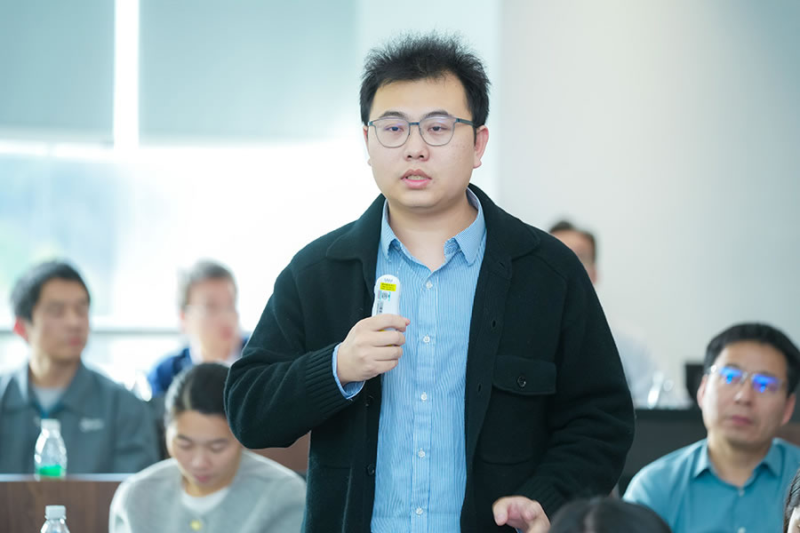 盛世集团智能受邀加入香港都会大学（东莞）产学研对接会，，，，，共探AI与新质料手艺前沿